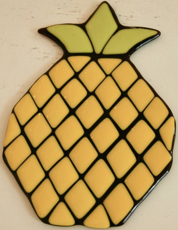 - a , Glass Sculpture by Lindsay Telling, measuring 25 x 16 cm (H x W) £48